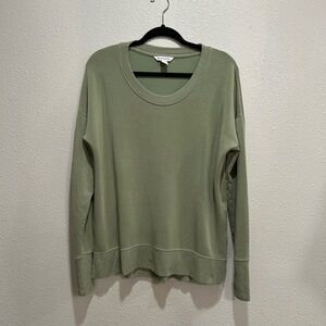 ATHLETA  Women's Green Long Sleeve Top